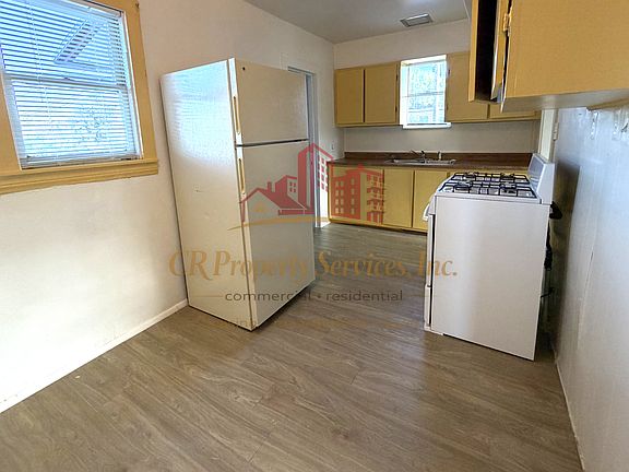 5th image of 907 Valley View Ave