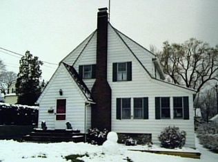 252 Hamilton Ave, Stamford, CT 06906