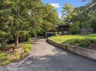2417 Ford Rd, Minnetonka, MN 55305