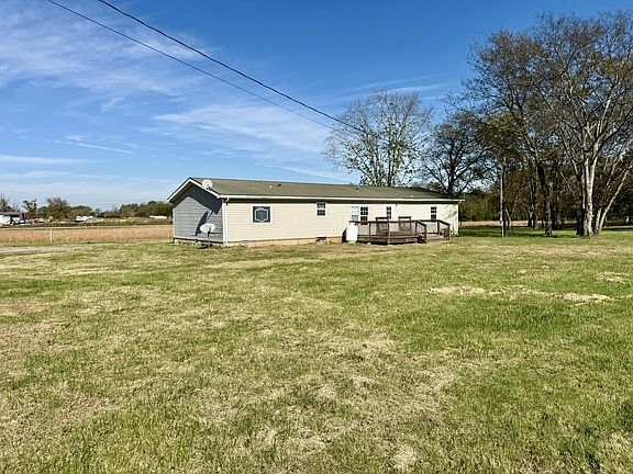 3rd image of 6124 Sledge Rd