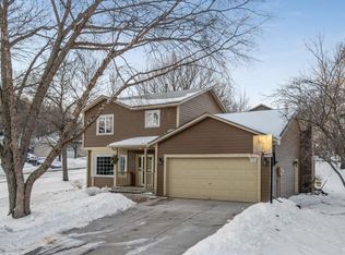 8240 135th St W, Apple Valley, MN 55124