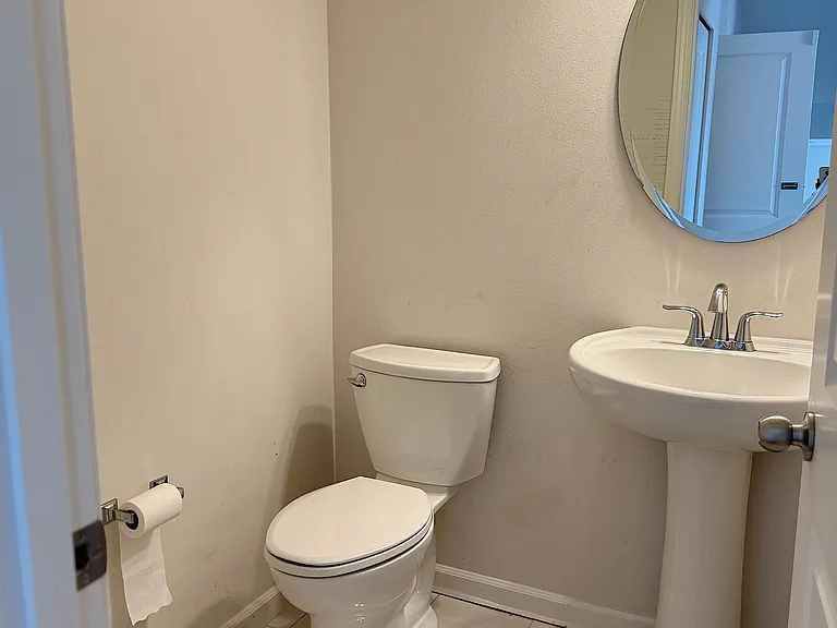91st Pl S — Photo 2