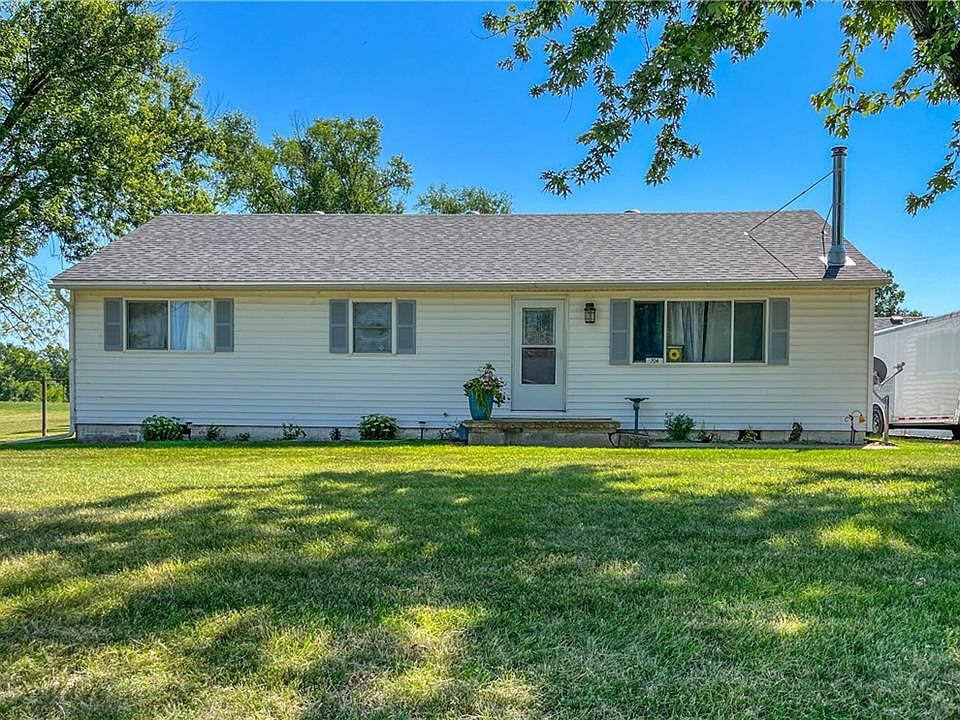 704 S 2nd St, Spickard, MO 64679 Zillow