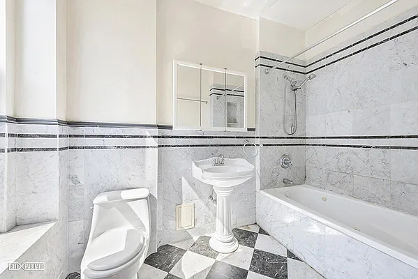 Rented by Blackwater Associates Inc. | media 45