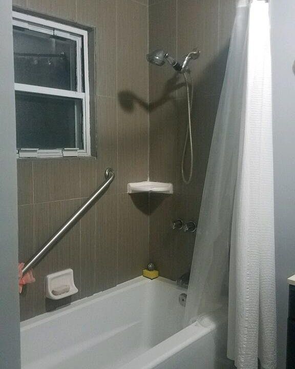 1st image of 10507 Mansel Ave #Back