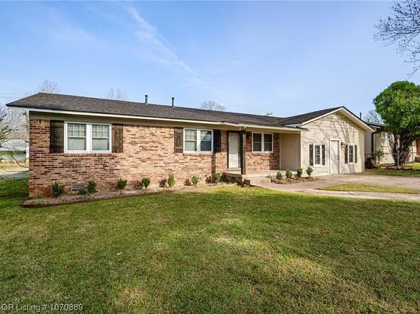 1906 N 35th St, Fort Smith, AR 72904