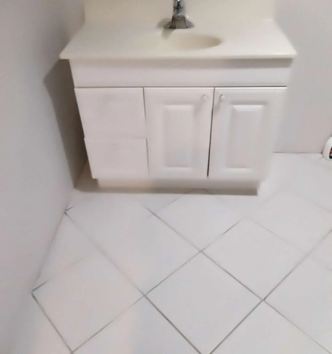 4 bed, 1300 sqft, $925 — Photo 3