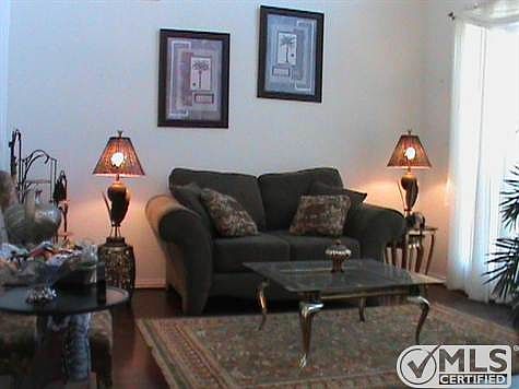 3rd image of 1220 High Bluff Dr