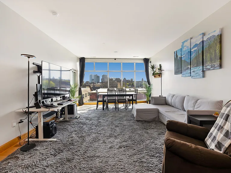 1550 E Royall Pl #403 — Photo 1