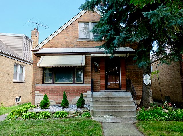 1st image of 4517 N Narragansett Ave