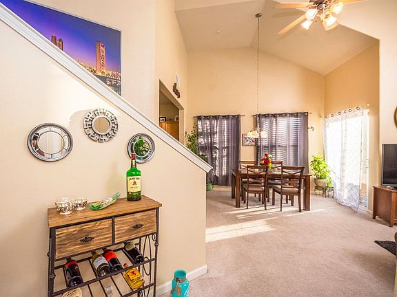 5th image of 5350 Dunlay Dr Unit 117