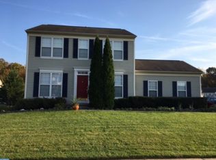 11 Buttonwood Ct, Newark, DE 19702