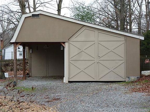 3rd image of 8206 Cobbler Ct