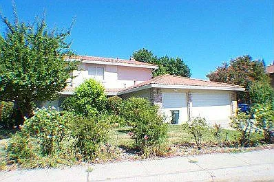 19 Riverport Cir photo 1