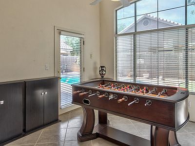 5th image of 185 W Palomino Dr
