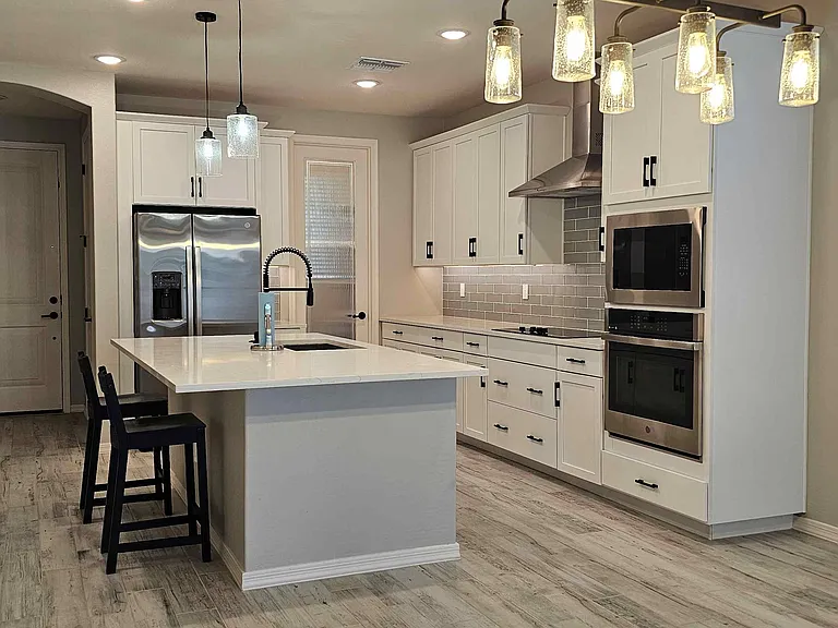 Large kitchen with walk in pantry