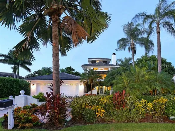 1395 Harbor Dr, Sarasota, FL 34239