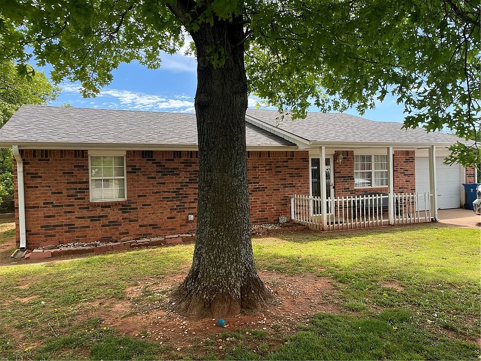 1117 E 17th St, Chandler, OK 74834 Zillow