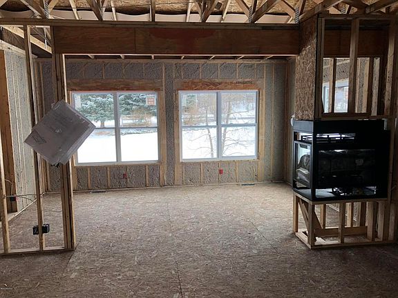 3rd image of 700 Braeside Dr SE #68