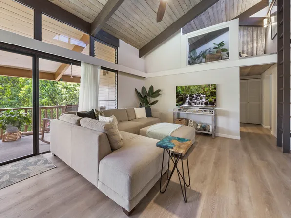 4701 Kawaihau Rd APT L201, Kapaa, HI 96746