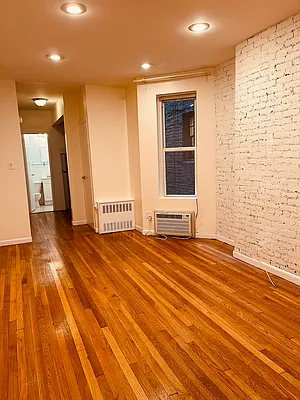 Rented by Voro NYC | media 24