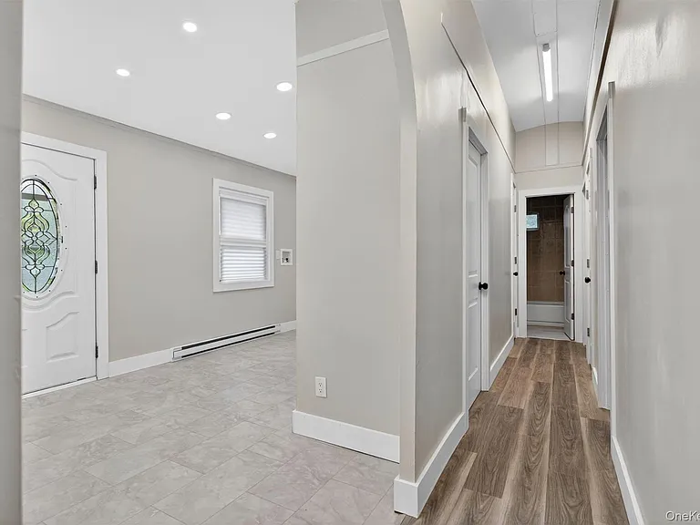 11 Edward Ave — Photo 9