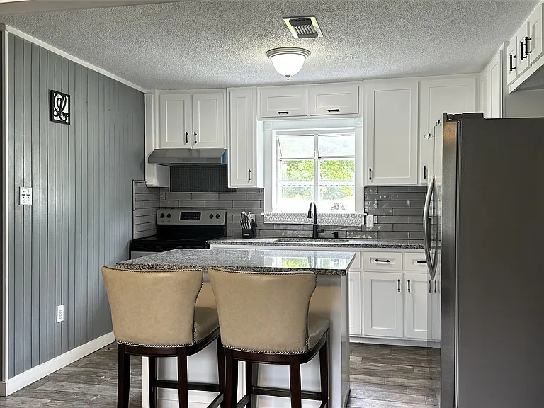 1543 Rs County Rd #2570 — Photo 8