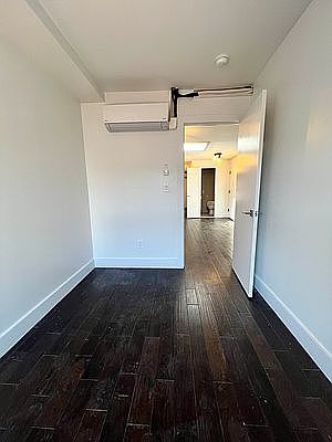 3rd image of 807 Quincy St #4