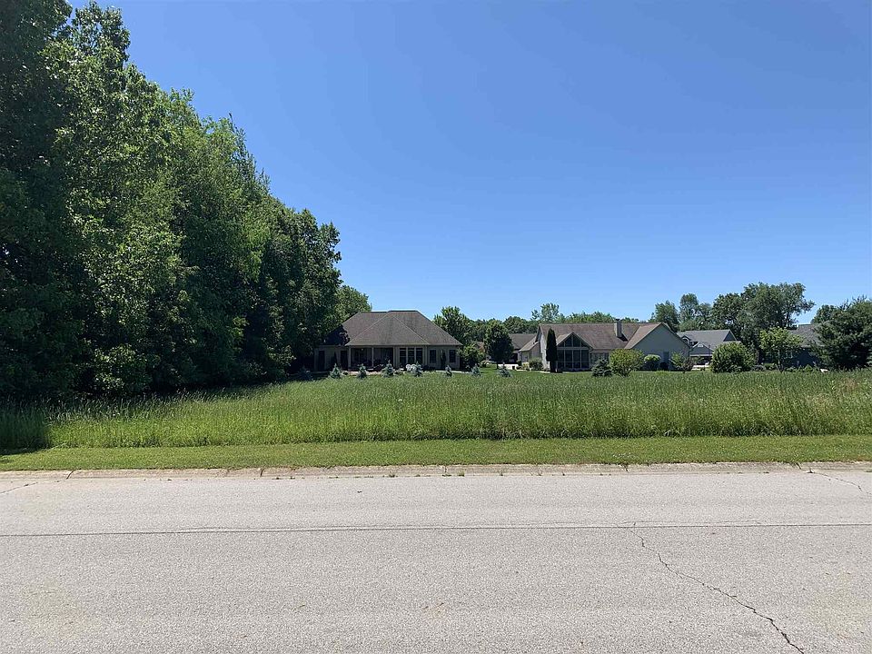 2nd image of 21692 Joy Ct