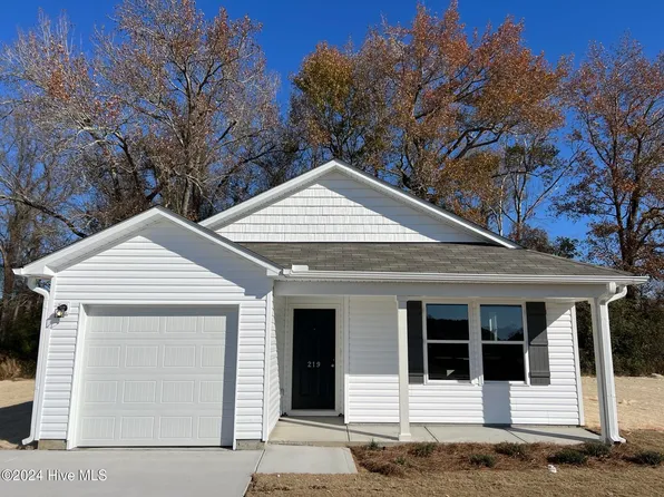 219 Lang Farm Road, Grifton, NC 28530