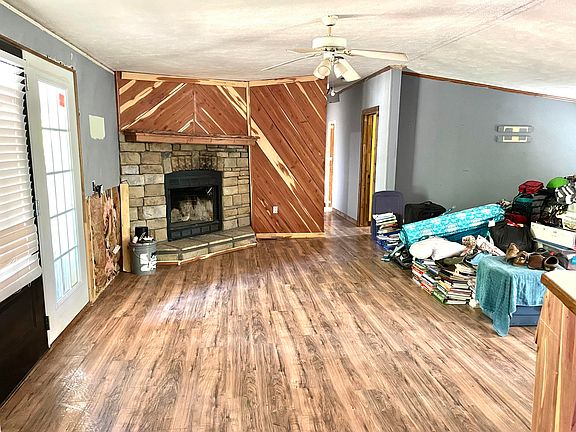 3rd image of 2177 Ercell Dr