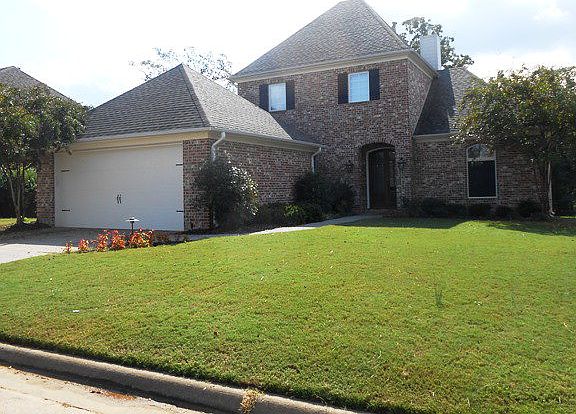 2nd image of 1030 Augusta Dr