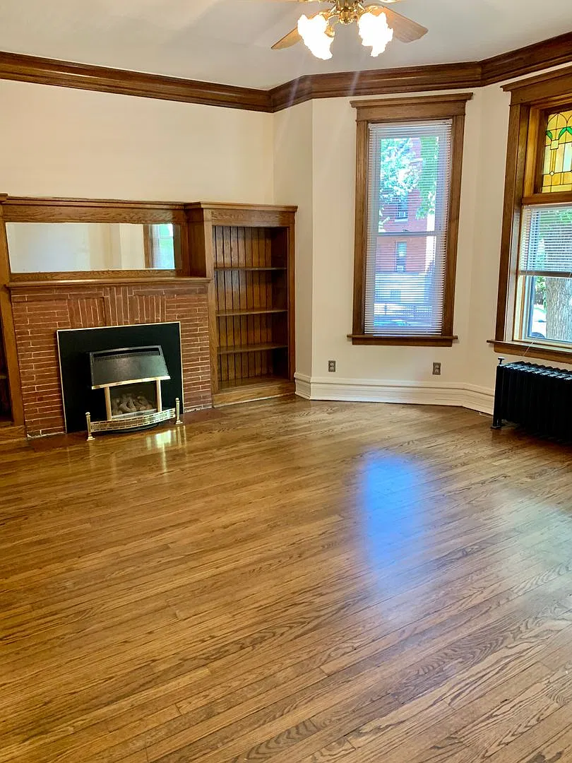 2920 N. Burling — Photo 3