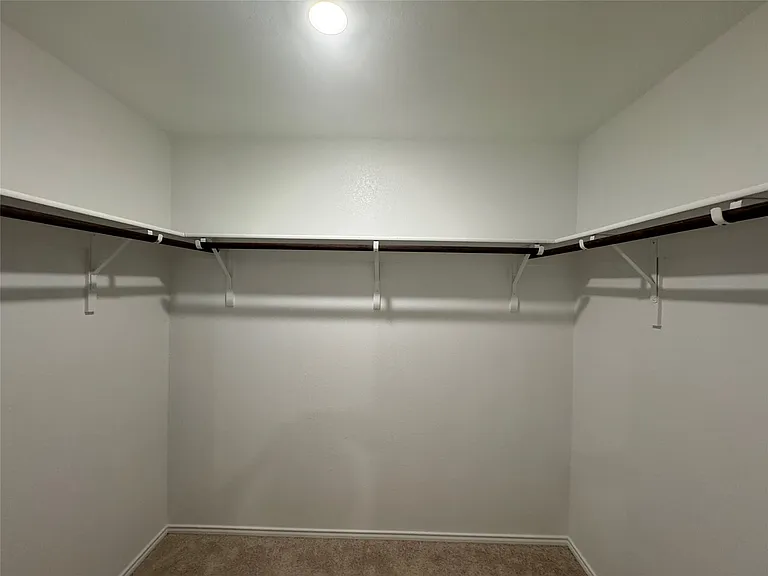 6533 Middlebury Dr — Photo 21