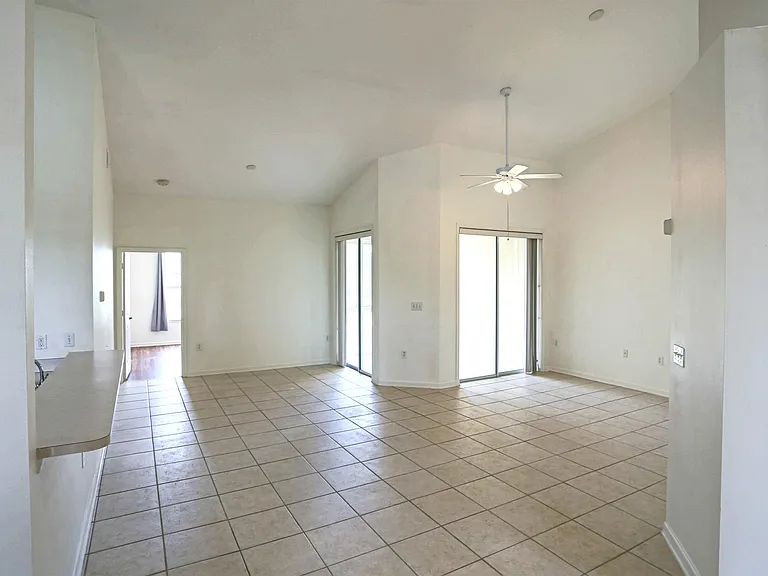 1603 Prestwick Pl — Photo 10