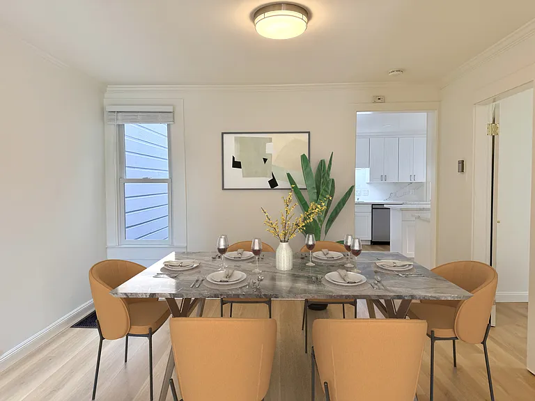 383 Paris St — Photo 2