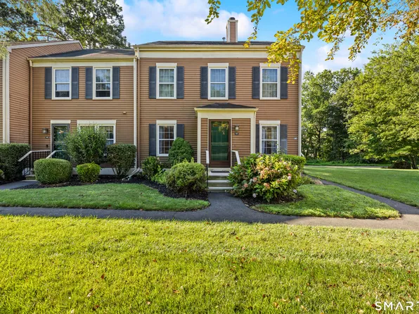 12 Foxbridge Village Road #12, Branford, CT 06405