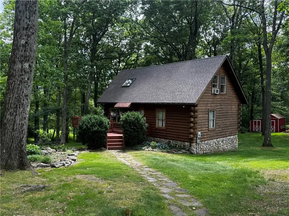 215 Jumonville Rd, Hopwood, PA 15445