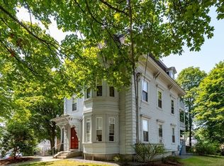 613-617 School St, Lowell, MA 01851