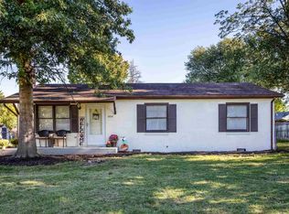 604 13th St, Grottoes, VA 24441