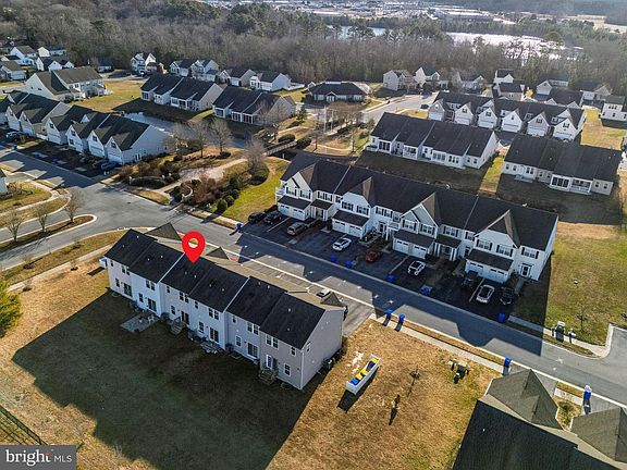 5th image of 30111 Plantation Dr