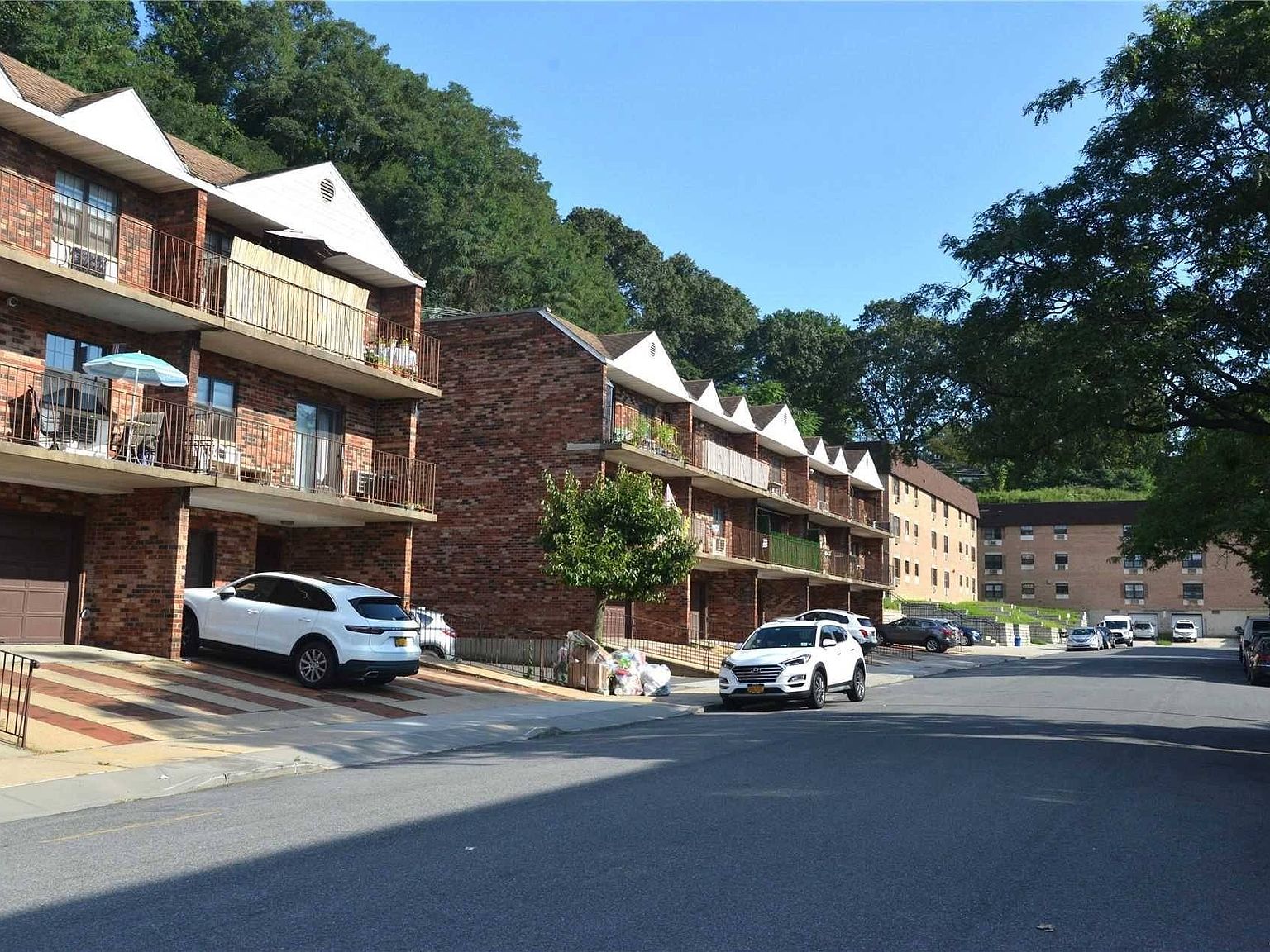 6817 242nd Street UNIT 35D, Little Neck, NY 11362 Zillow