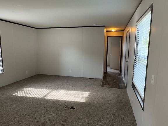 2nd image of 29977 Montmorency Dr