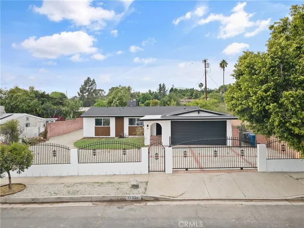 12939 Newton St, Sylmar, CA 91342