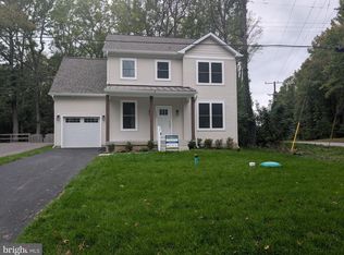 3900 River Club Dr, Edgewater, MD 21037