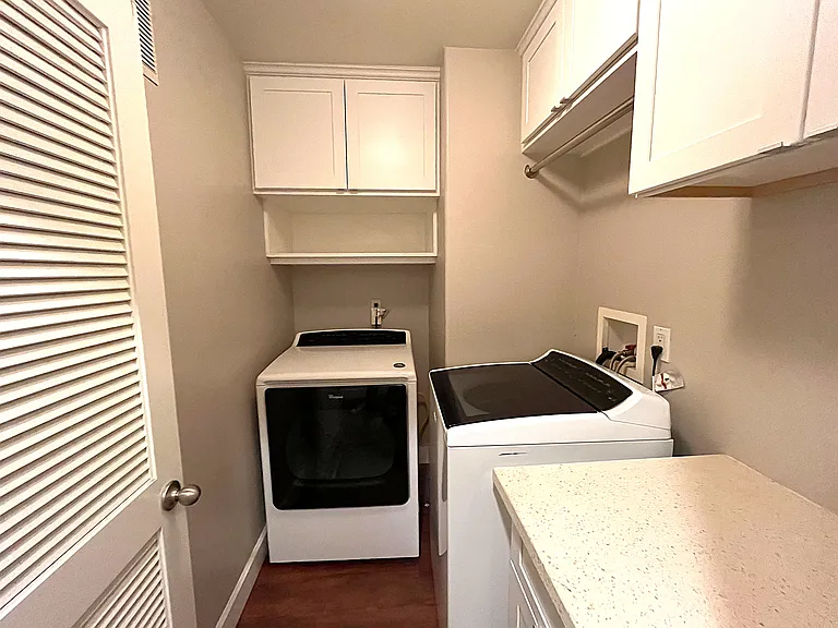 820 Harbor Cliff Way #260 — Photo 33