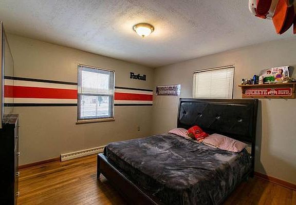 4th image of 228 Rainbow Ave