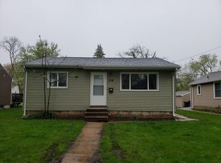 719 Wallgate Ave, Waterloo, IA 50701