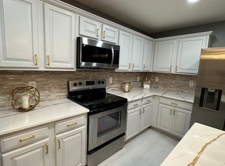 2253 SW Portsmouth Ln, Port Saint Lucie, FL 34953
