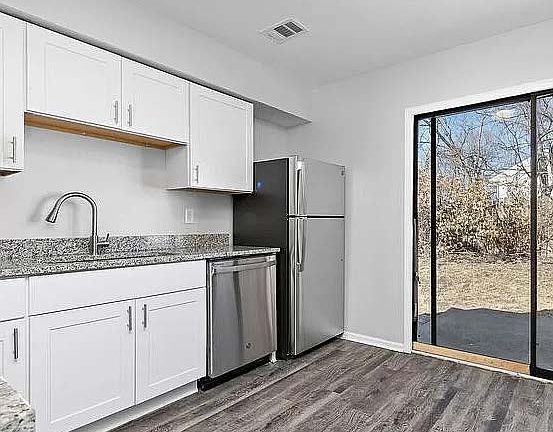 4th image of 13825 S Us Highway 71 APT A